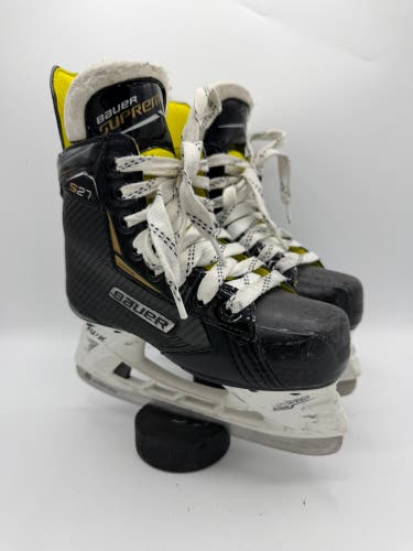 2018 Bauer Supreme S27 Hockey Skates Regular Width Size 1