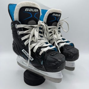 Bauer XLP Hockey Skates Regular Width Youth Size 10