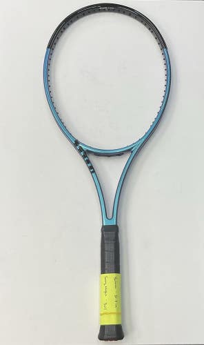 Wilson Ultra V4 Pro 16x19 Grip Size 3 (Customized)