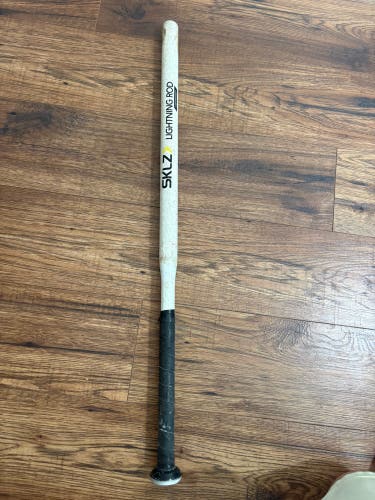 SKLZ Lightning Rod - 31in training bat (Used)