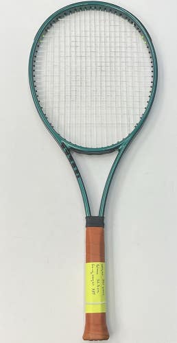 Wilson Blade Pro 18x20 V9 Grip Size 3