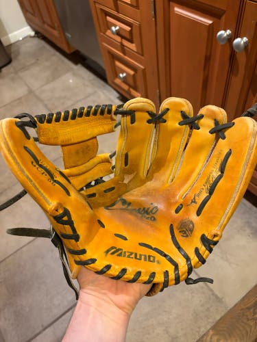 Mizuno Pro RH Infield Baseball Glove 11.75" (Used)