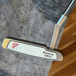 Odyssey White Hot Pro 1 Blade Putter Steel Shaft Grip Right-Handed Nabisco Logo