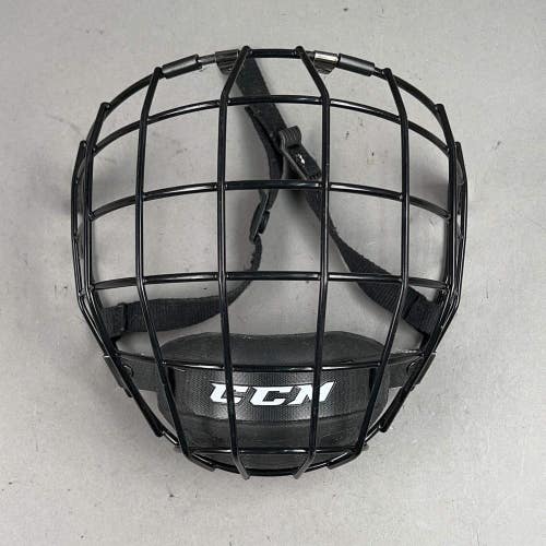 CCM FM580 M Medium Hockey Cage