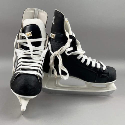 CCM Champion 90 Size 5 Vintage Intermediate Hockey Skates