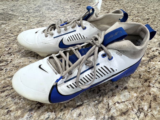 Men's Size M 8.5 (W 9.5) Nike (Used)
