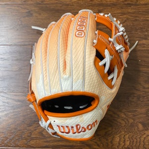2025 Wilson A2000 1975 RH Infield Baseball Glove 11.75" Creamsicle June 2025 GOTM