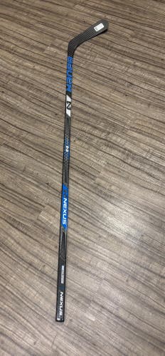 Bauer Nexus Team Right Handed Hockey Stick P92 87 Flex New