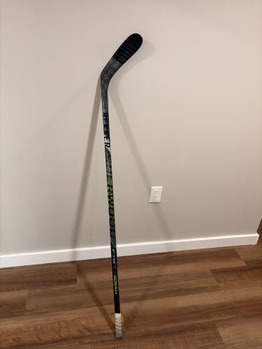 Intermediate Sher-Wood Rekker Morph Pro Right Handed Hockey Stick P28 55 Flex (Used)