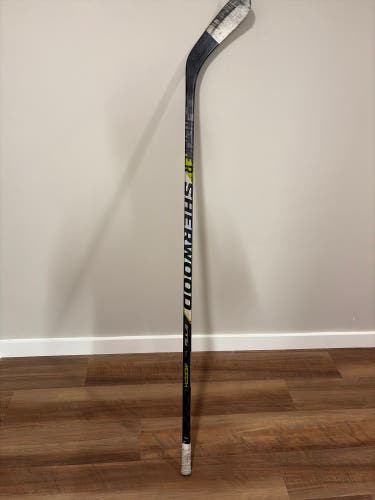 Intermediate Sher-Wood Rekker Morph Pro Right Handed Hockey Stick P28 55 Flex (Used)