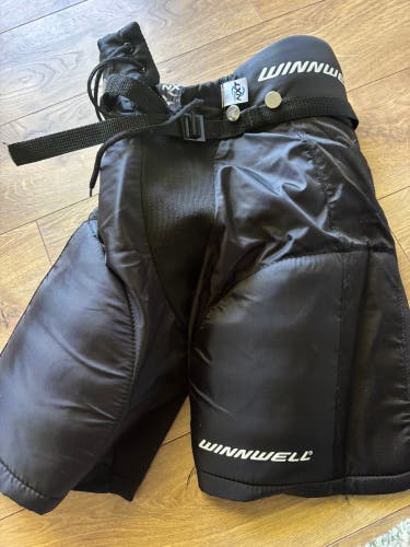 Junior Small Winnwell NXT Hockey Pants (Used)