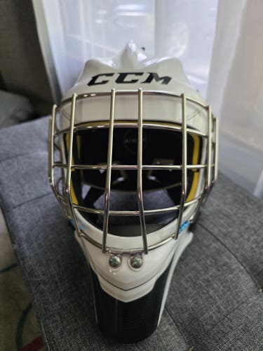 Large Goalie Mask
