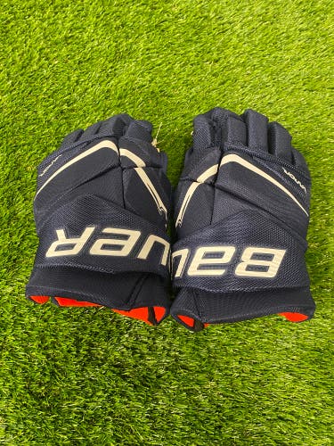 Bauer Vapor Flylite Gloves | Intermediate Size 13"