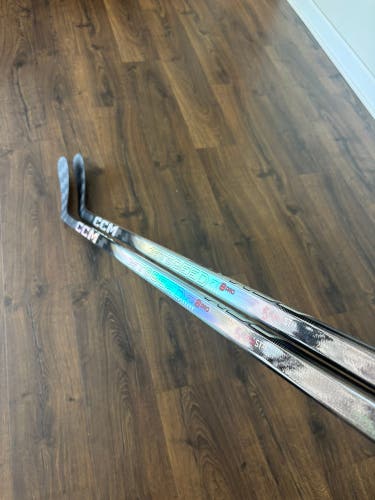 Junior CCM JetSpeed FT8 Pro Right Handed Hockey Stick P88 50 Flex (New)