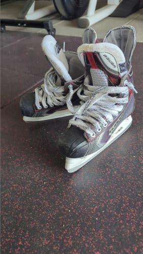 Bauer Vapor X Hockey Skates Regular Width Size 3 (Used)