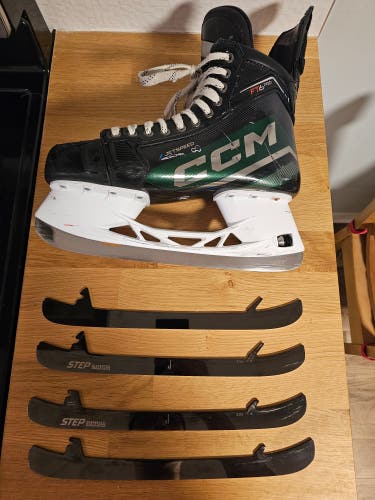 Green CCM JetSpeed FT6 Pro Hockey Skates Regular Width Pro Stock 10.5 (Used)