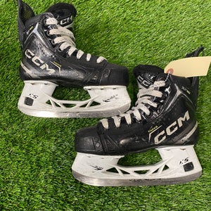 CCM Tacks XF 80|  Hockey Skates | Juinor Size 2.5