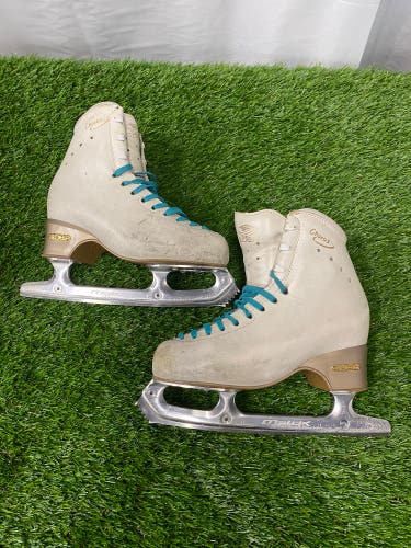 EDEA Chorus 0935 Figure Skates | Size 225 B