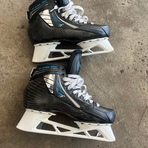True TF Custom Pro Hockey Goalie Skates Wide Width Pro Stock 9 (Used)