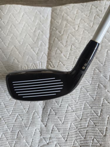 Men's Titleist 818 H2 Right Handed Hybrid Stiff Flex (Used)