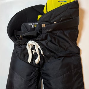 Junior Large Bauer Supreme 2S Pro Hockey Pants - Black