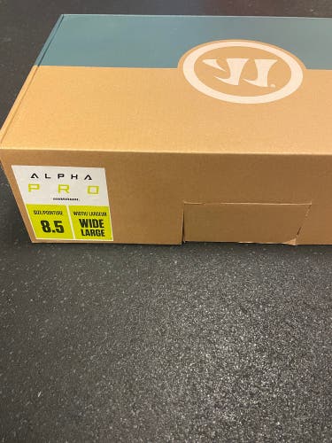 New Warrior Alpha Pro Hockey Skates 8.5 Wide