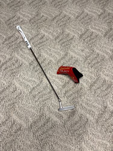 Titleist Scotty Cameron Blade Left Hand Putter 33" (Used like brand new!) New grip and head cover!