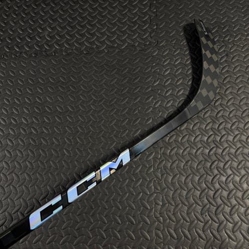 Senior CCM JetSpeed FT8 Pro Right Handed Hockey Stick P29 85 Flex (New)