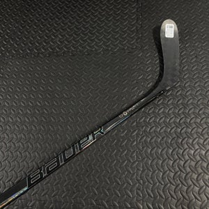 Senior Bauer Twitch Left Hand Hockey Stick P28 87 Flex (New)