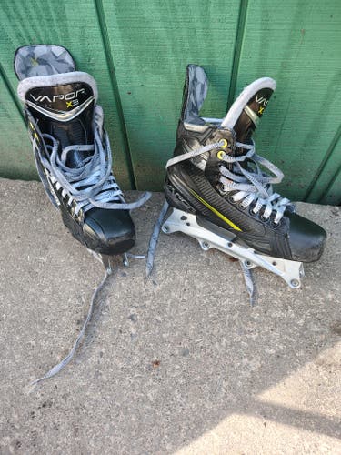 Bauer Vapor 3X Inline Skates Regular Width Size 7.5 (Used)