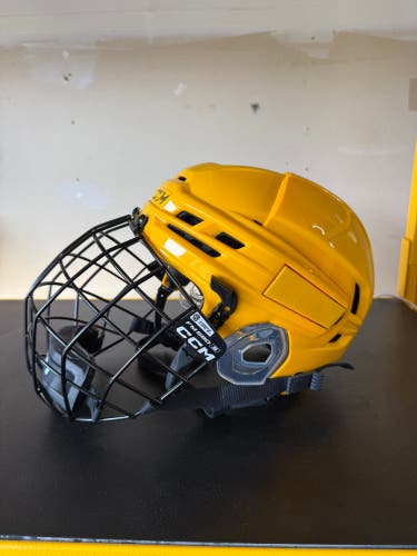 CCM Super Tacks X Helmet Yellow(New)