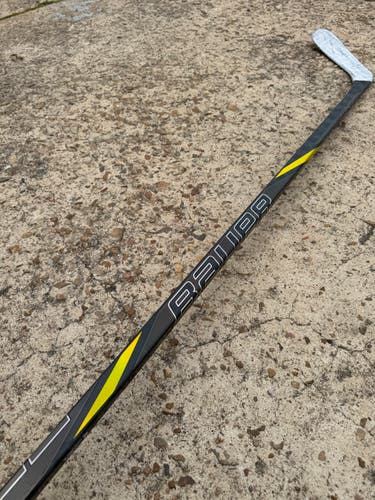 BAUER Nexus Tracer Used Pro Stock Hockey Stick Grip P92M 82 Flex Left 5650