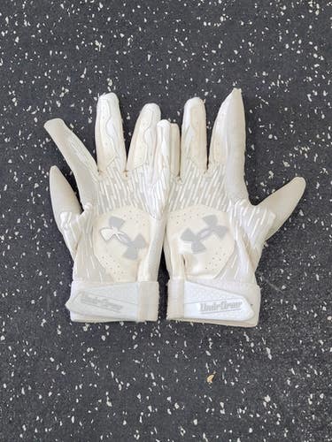 Used Under Armour CLEAN UP BB/SB Batting Gloves White SM 11849-S000039353