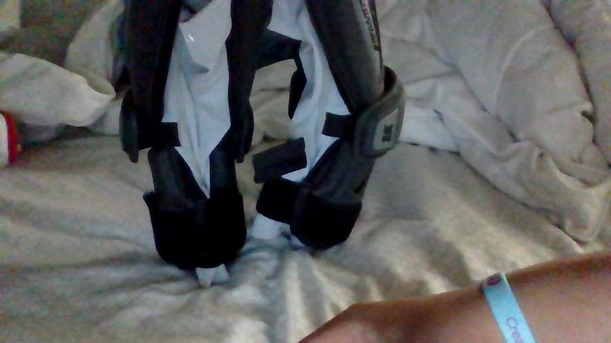 Youth Medium STX Stallion 1k Arm Pads (Used)
