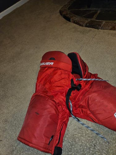Senior XL Bauer Nexus N8000 Hockey Pants (Used)