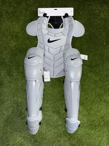 New Nike Diamond Elite Catcher’s Gear Set Grey 15”