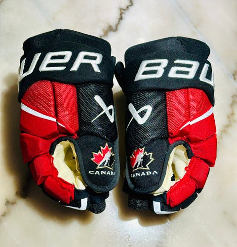 Bauer Vapor Hyperlite Gloves 13" TEAM CANADA  Pro StocK