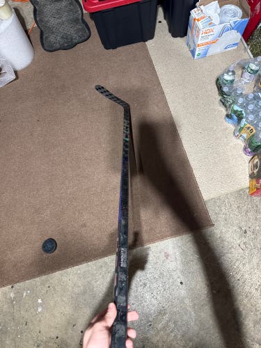 Intermediate CCM Ribcor Trigger 9 Pro Left Hand Hockey Stick P29 55 Flex (Used) READ DESCRIPTION