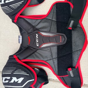 XL Senior CCM JetSpeed Edge Shoulder Pads (Used)