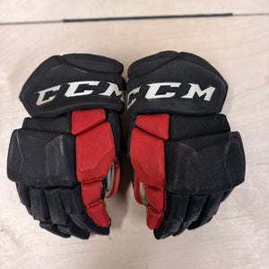 Niagara Ice Dogs OHL CCM Player-Issued Hockey Gloves – Size 13” | Black/Red