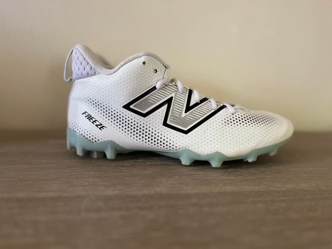 White Unisex 6Y (Big Kids / Youth) Youth New Balance (Used)
