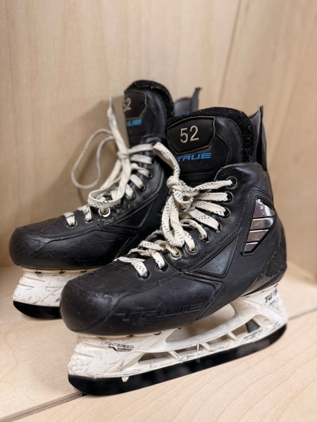 TRUE Pro Stock Custom Ice Hockey Skates – Size 6 | With Step Blacksteel