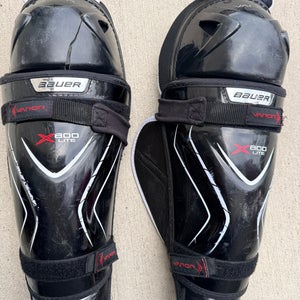 (Read description )Senior Bauer Vapor X800 15" Shin Pads (Used)