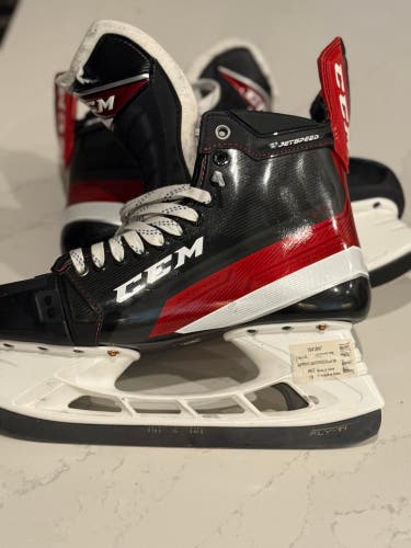 Black 2021 CCM JetSpeed FT4 pro Hockey Skates Regular Width 10.5 (Used)