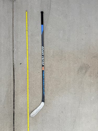 Senior Bauer Nexus Sync Right Handed Hockey Stick P28 87 Flex (Used)