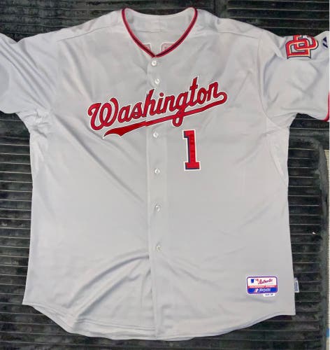 Gray Size 60 Men's Majestic Jersey (Used)