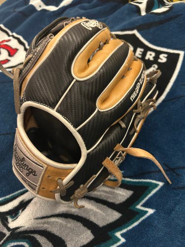 2021 Rawlings Heart of the Hide LH Outfield Baseball Glove 12.75" (Used)