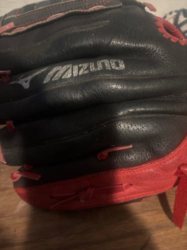 Mizuno Shadow RH Baseball Glove 12" (Used)