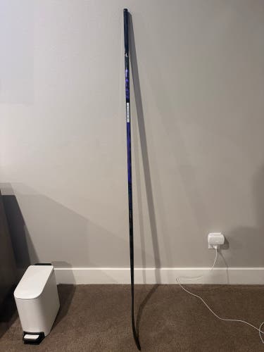 Senior CCM Ribcor Trigger 10 Pro Right Handed Hockey Stick P28 75 Flex (New)
