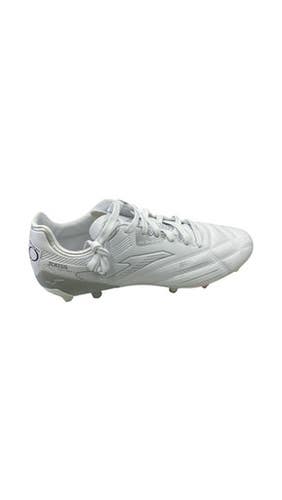New Joma Soccer Cleats White- Size 7 11859-JOMSCOREWHT